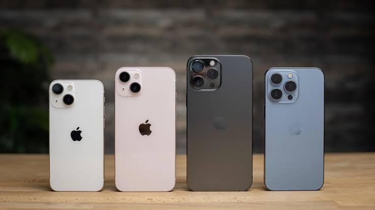 10 HP iPhone Terbaru dengan Harga Termahal Juni 2025